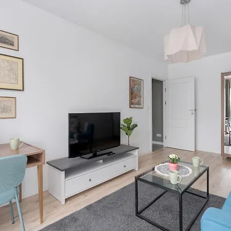 Elegant Pastel With Balcony Nadodrze By Renters Вроцлав