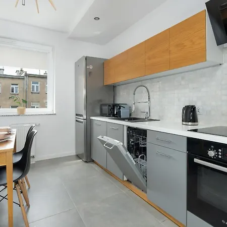Apartment Elegant Pastel With Balcony Nadodrze By Renters *