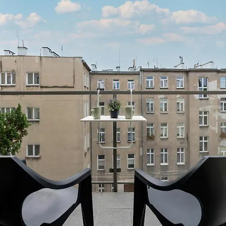 Elegant Pastel With Balcony Nadodrze By Renters